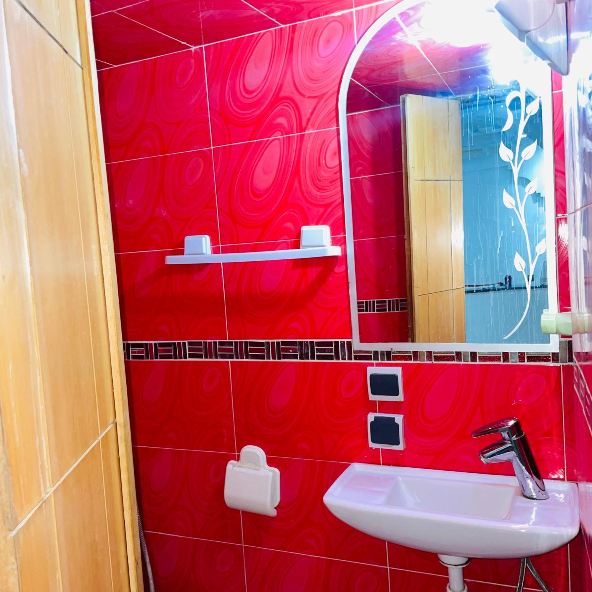 Touche Rouge Chic Apartment Marrakesh